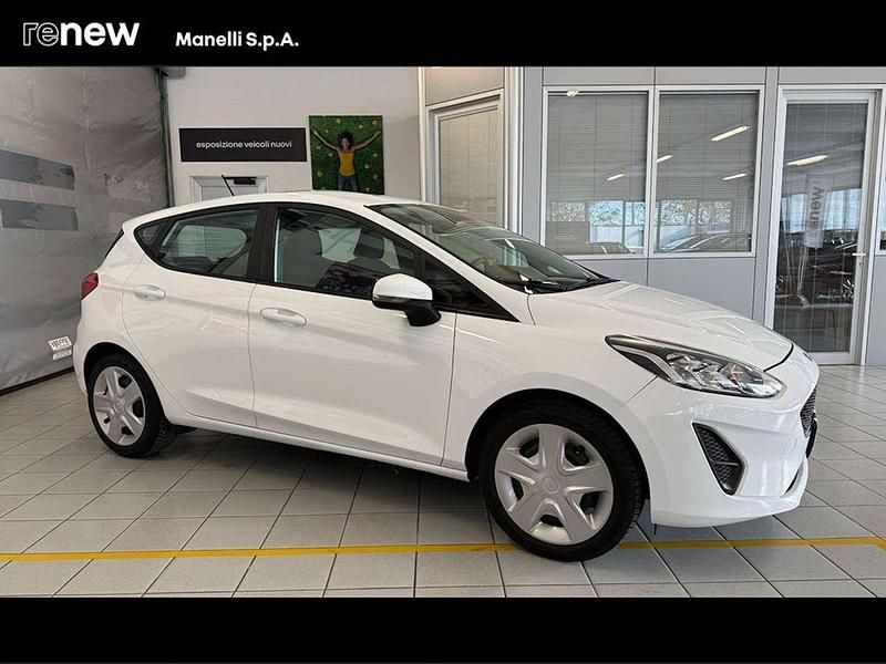Bianco Usata 2018 Ford Fiesta Tre volumi | 8500 € (Buon prezzo) - Immagine 1/4