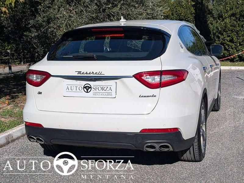 Usata Maserati Levante 349 CV (256 kW) 2019 Bianco SUV