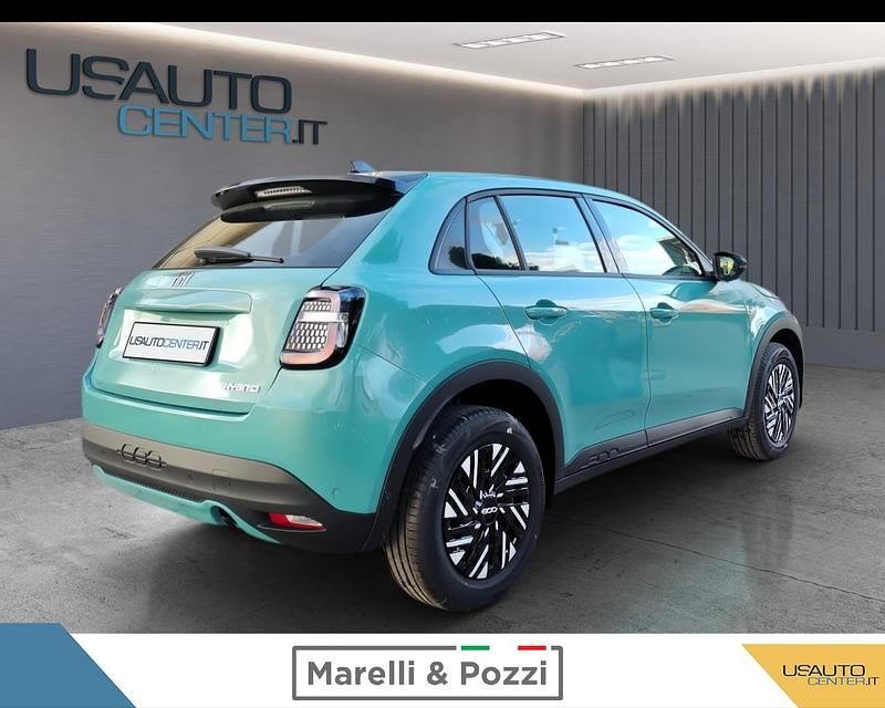 Nuova Fiat 600 Pop 110 CV (80 kW) 2025