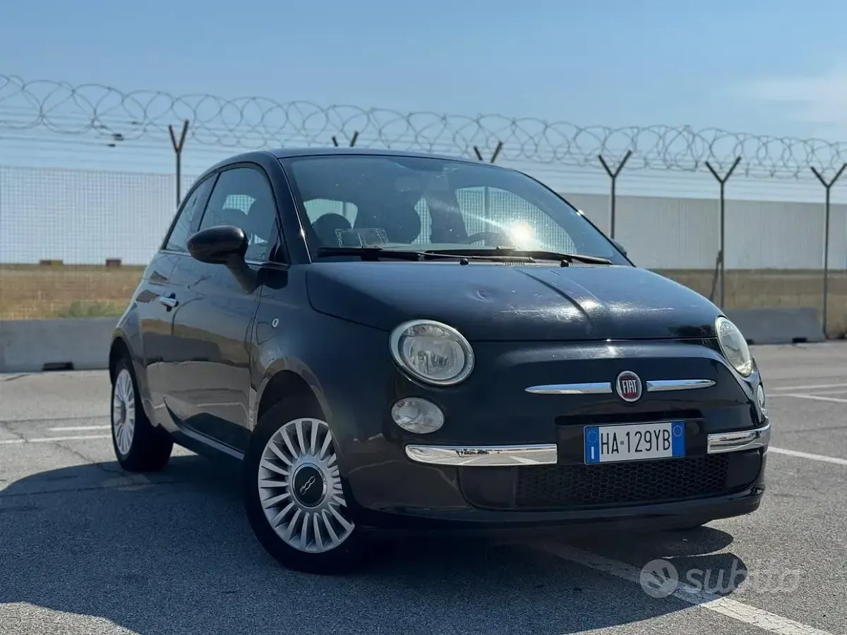 Usata Fiat 500 Lounge 69 CV (50 kW) 2011 Bluazzurro Berlina