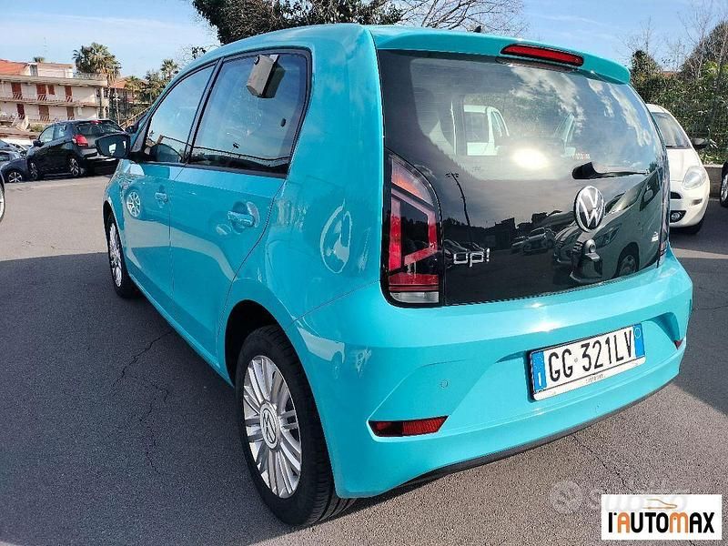 Usata VW up! Move 65 CV (47 kW) 2021 Blu Utilitaria