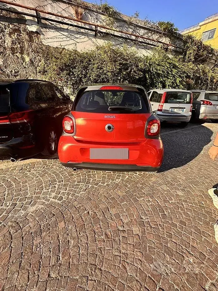 Usata Smart ForFour 75 CV (55 kW) 2017 Rosso Utilitaria