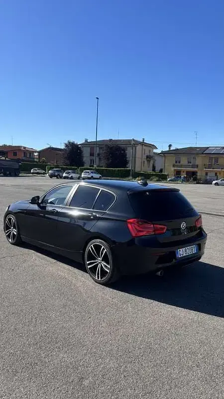 Usata BMW 114 Advantage 95 CV (69 kW) 2017 Utilitaria