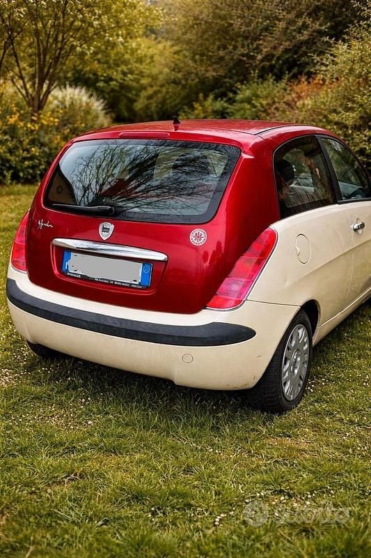 Usata Lancia Ypsilon 60 CV (44 kW) 2005 Utilitaria