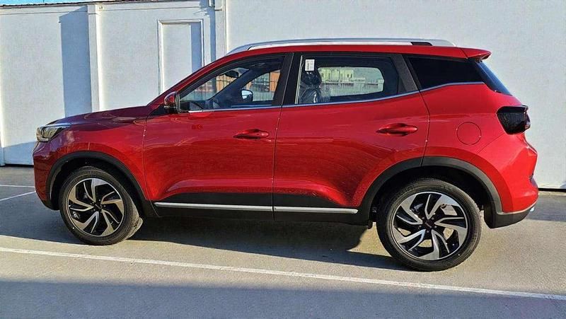 Nuova EMC SEI 147 CV (108 kW) 2025 Rosso SUV
