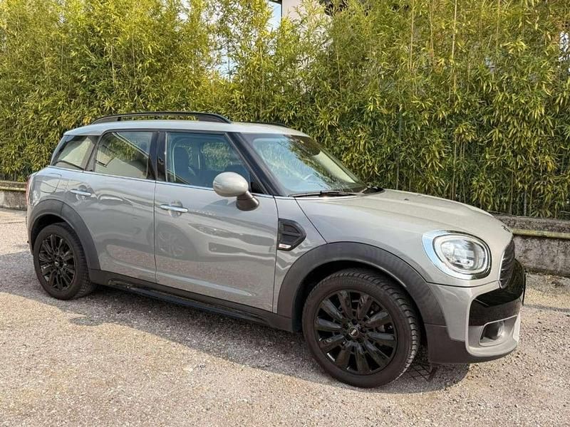 Usata Mini One Countryman 102 CV (75 kW) 2017 Grigio SUV