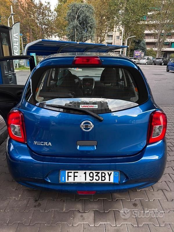 Usata Nissan Micra 80 CV (58 kW) 2016 Blu Berlina