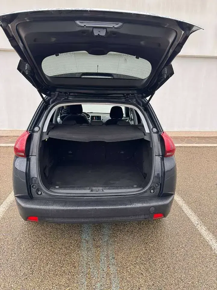 Usata Peugeot 2008 Active 83 CV (61 kW) 2019 Nero SUV