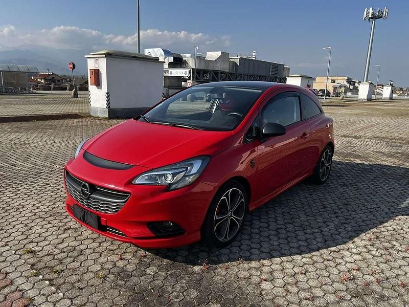 Usata Opel Corsa OPC 150 CV (110 kW) 2015 Rosso Utilitaria