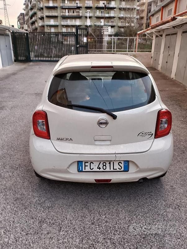 Usata Nissan Micra 80 CV (58 kW) 2016 Bianco Utilitaria