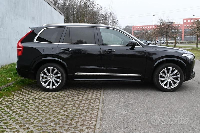 Begagnad Volvo XC90 Inscription 235 HK (172 kW) 2018 Svart SUV