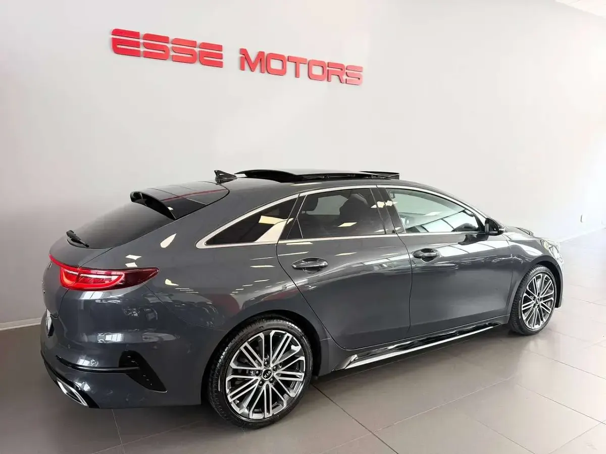 Usata Kia ProCeed GT-Line 136 CV (100 kW) 2019 Grigio Station wagon