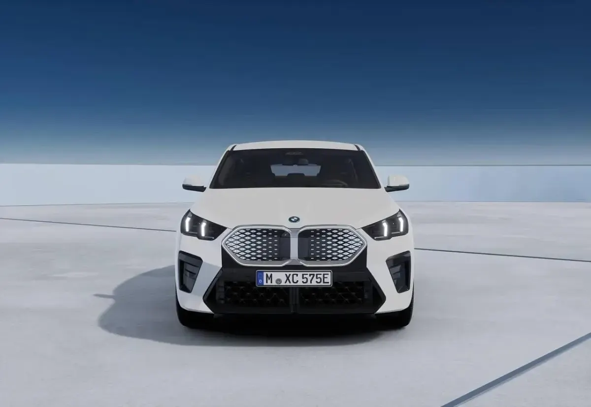 Nuova BMW iX2 M Sport 67 kW (92 CV) 2026 Bianco SUV