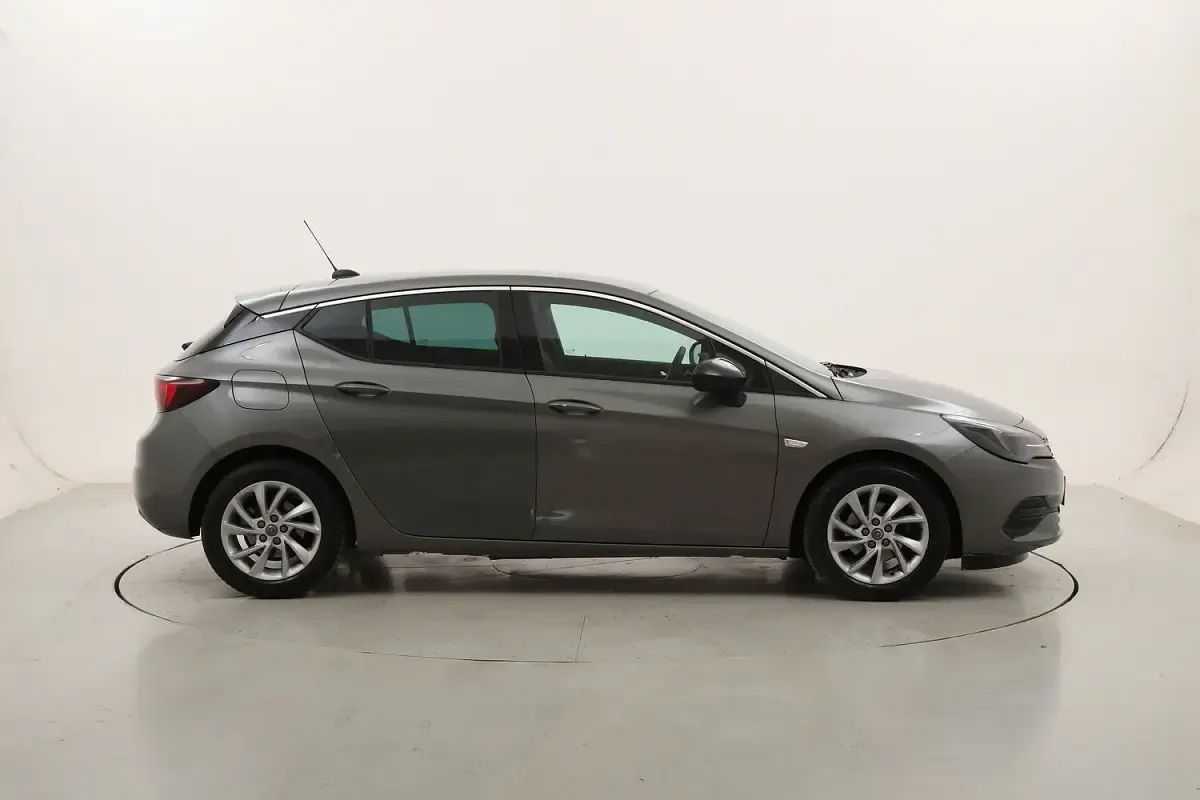 Usata Opel Astra Business Elegance 122 CV (89 kW) 2021 Berlina