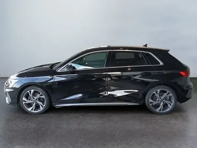Usata Audi A3 S-Line 116 CV (85 kW) 2023 Nero Berlina