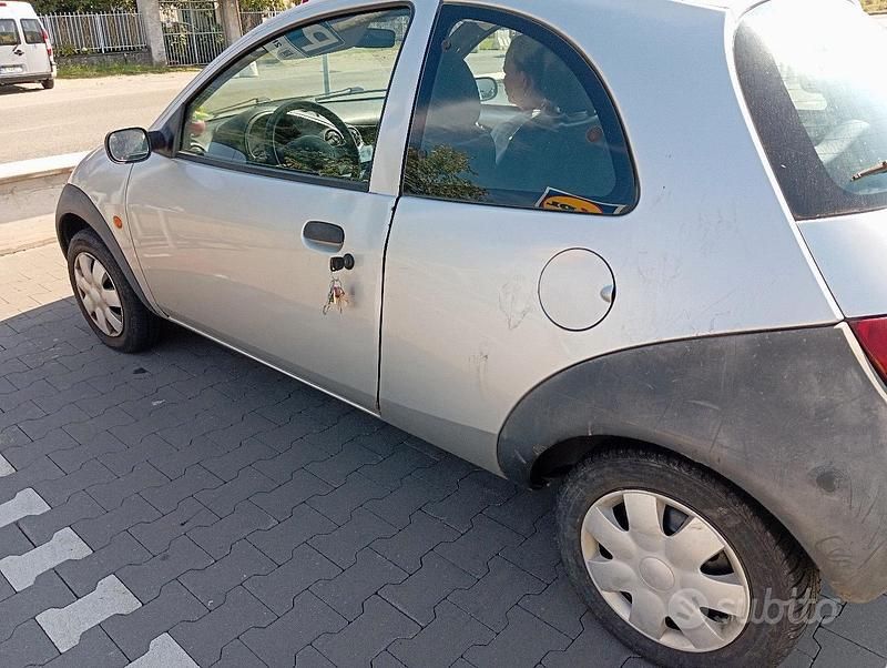 Usata Ford Ka 69 CV (50 kW) 2002 Utilitaria