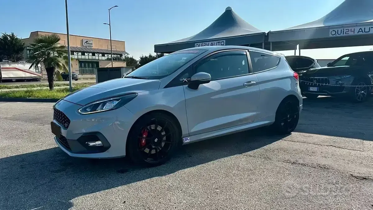 Usata Ford Fiesta ST 200 CV (147 kW) 2019 Blu Utilitaria