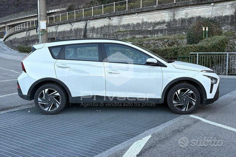 Usata Hyundai Bayon 99 CV (72 kW) 2022 Bianco SUV