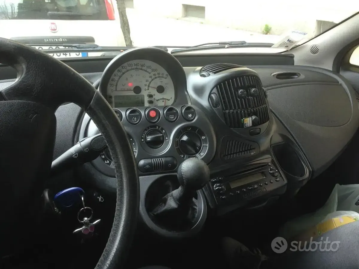 Usata Fiat Multipla 120 CV (88 kW) 2008 Monovolume