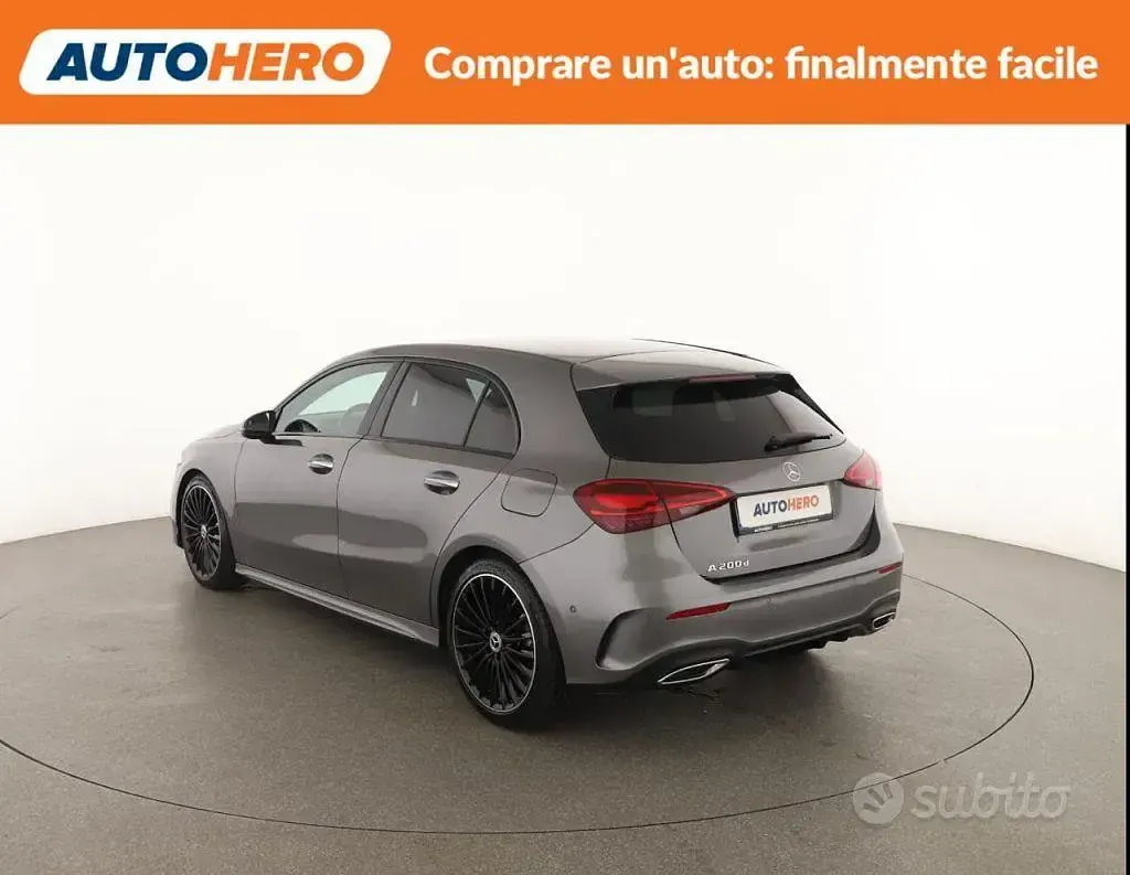 Usata Mercedes A200 AMG line 150 CV (110 kW) 2023 Grigio Berlina