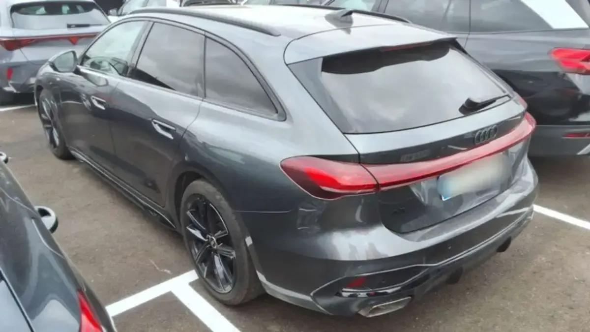 Usata Audi A5 S-Line 204 CV (150 kW) 2025 Grigio Station wagon