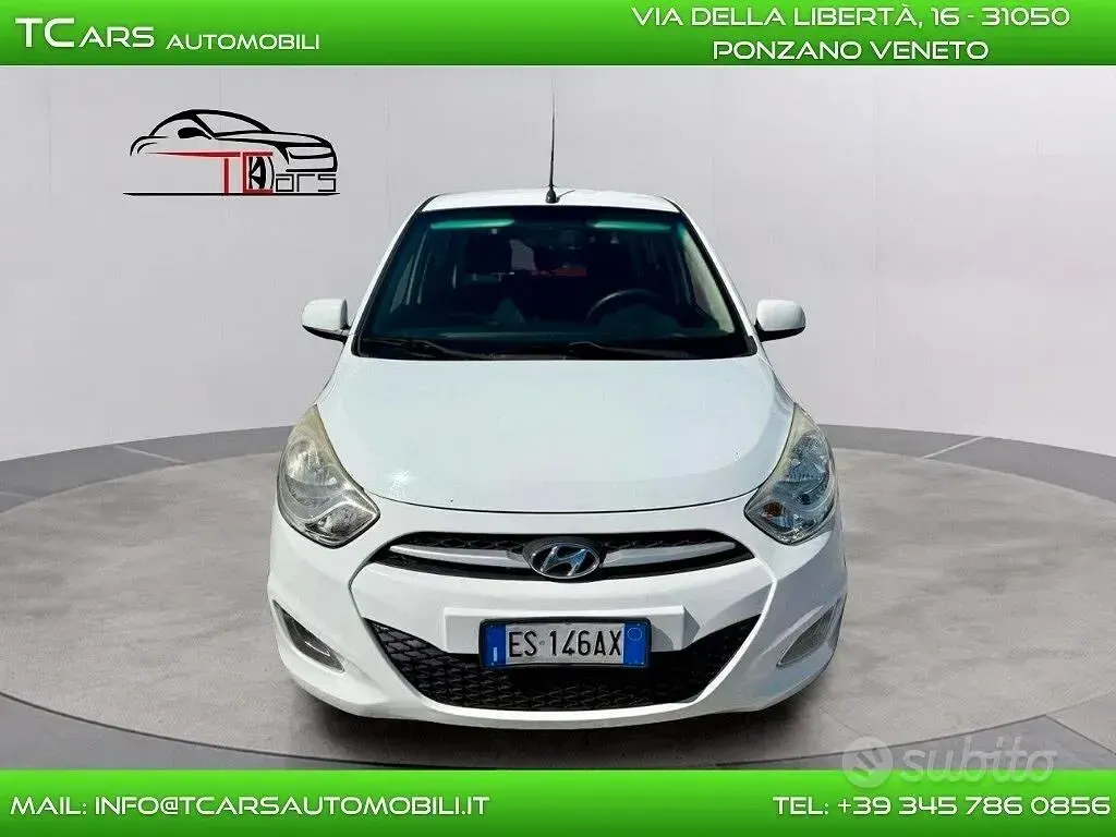 Usata Hyundai i10 69 CV (50 kW) 2013 Grigio Utilitaria