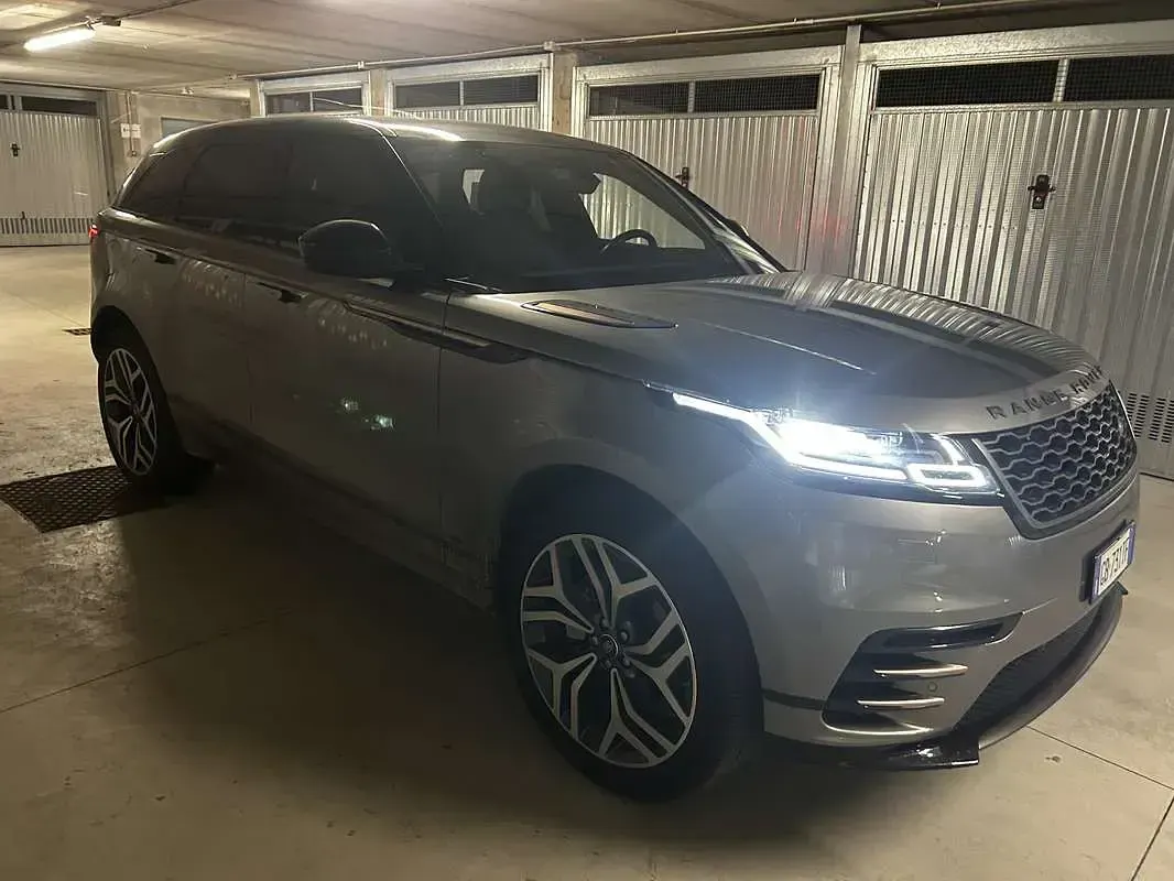 Usata Land Rover Range Rover Velar SE Dynamic 241 CV (177 kW) 2020 Grigio SUV