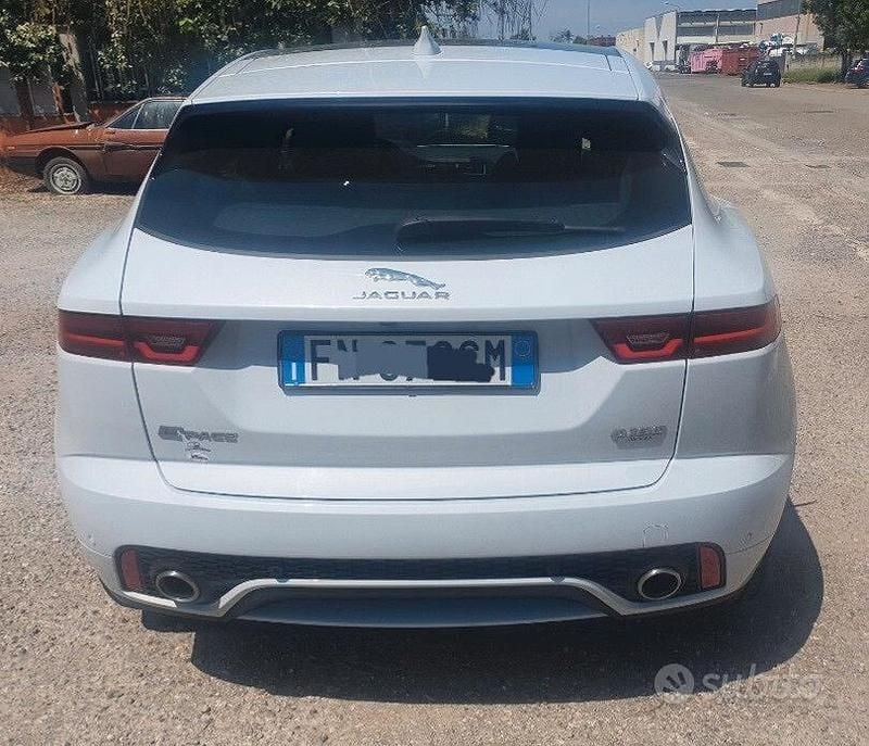 Usata Jaguar E-Pace R-Dynamic 180 CV (132 kW) 2018 Bianco SUV