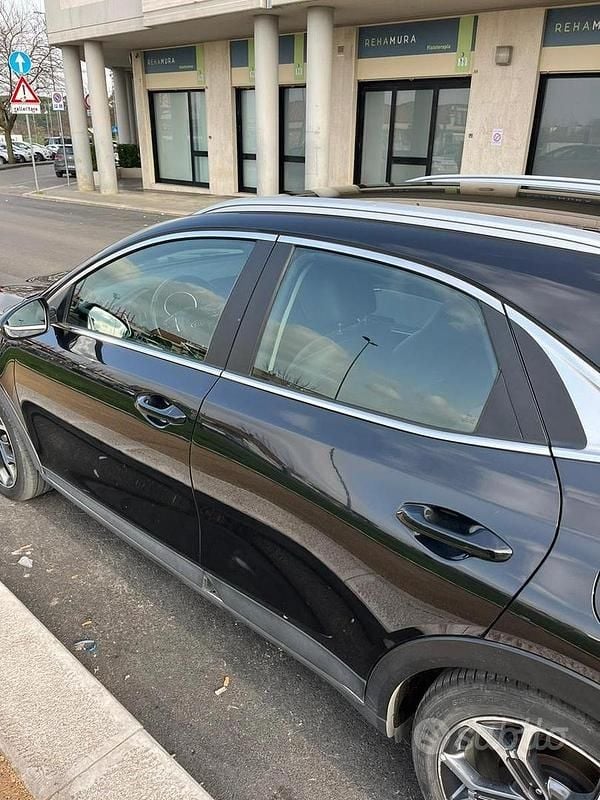 Usata Kia XCeed Style 115 CV (84 kW) 2019 Nero SUV
