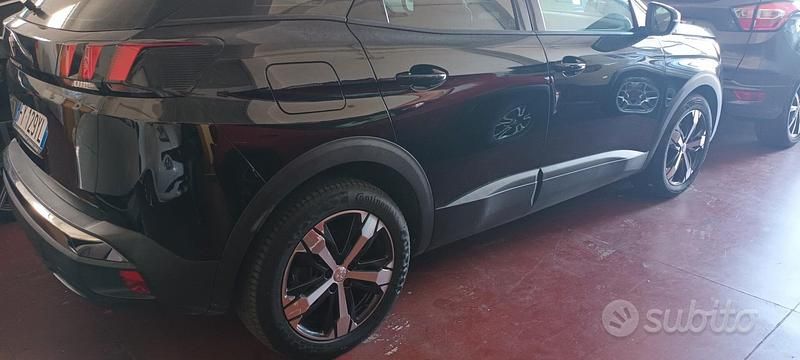 Usata Peugeot 3008 Allure 130 CV (95 kW) 2019 Nero Station wagon