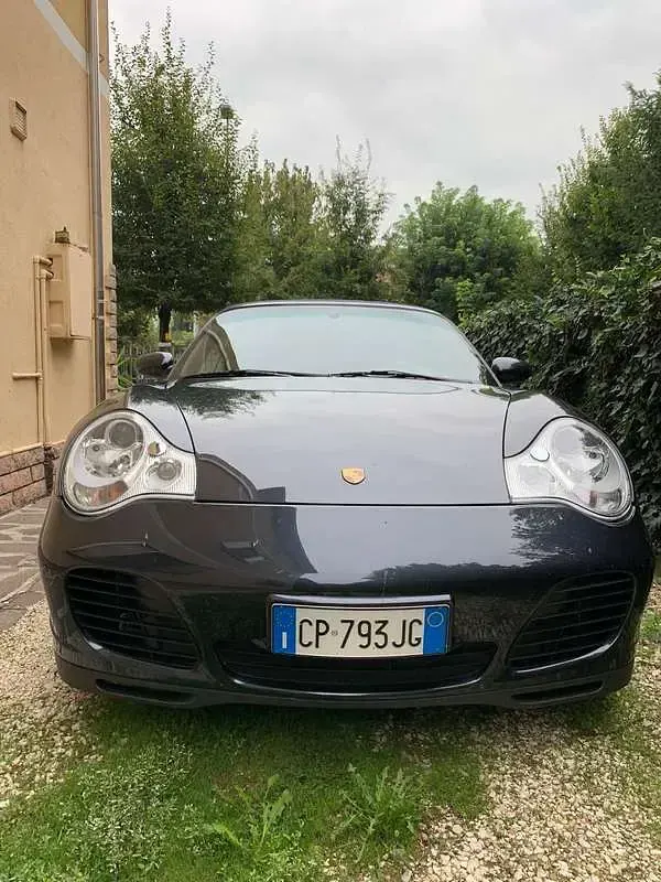Usata Porsche 911 Carrera 4S Cabriolet 320 CV (235 kW) 2004 Cabrio