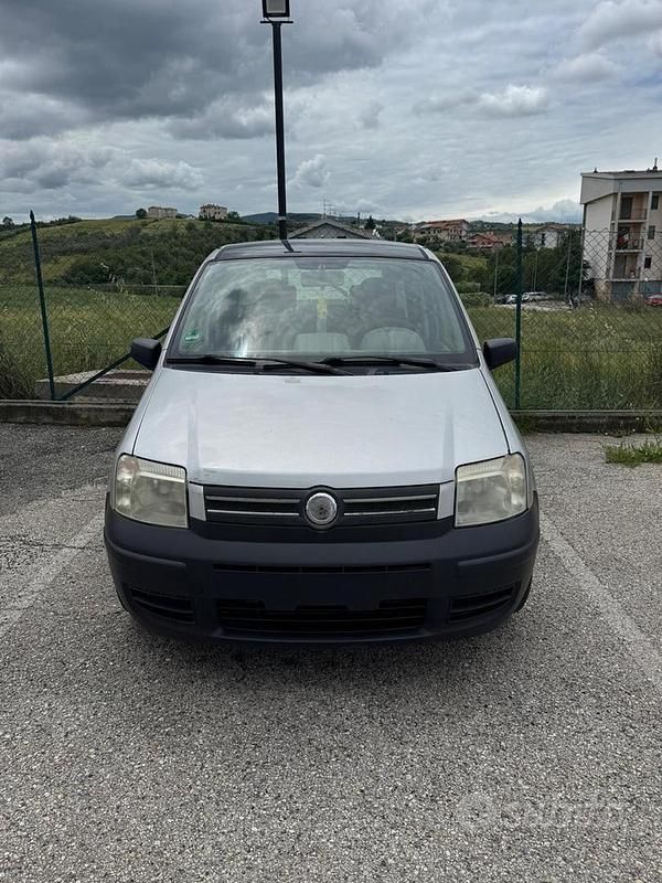 Usata Fiat Panda 54 CV (39 kW) 2007 Grigio Utilitaria