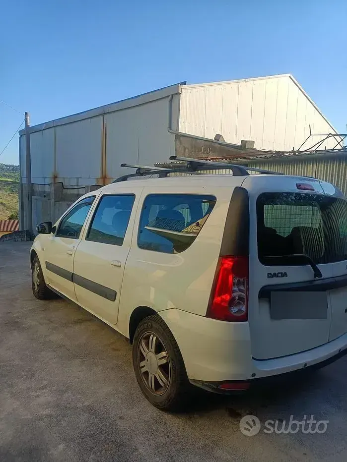 Usata Dacia Logan 88 CV (64 kW) 2011 Bianco Station wagon