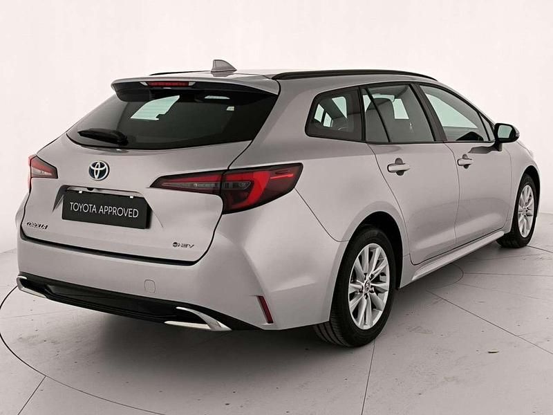 Nuova Toyota Corolla Active 196 CV (144 kW) 2025 Silver metallic Station wagon