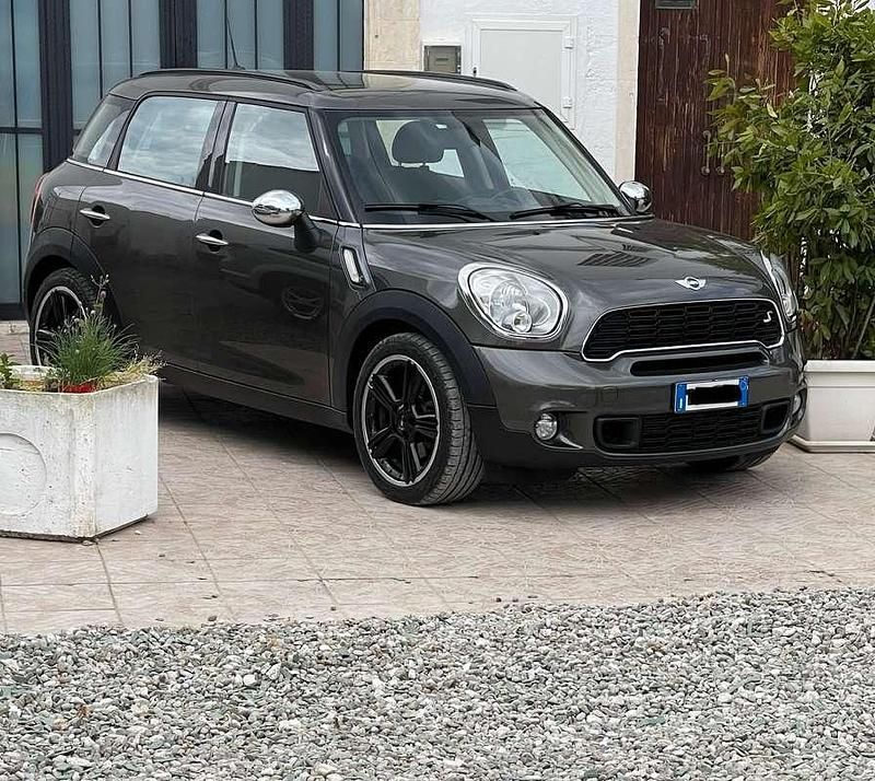 Grigio Usata 2013 Mini Cooper SD Countryman SUV | 8900 € (Cara) - Immagine 1/4