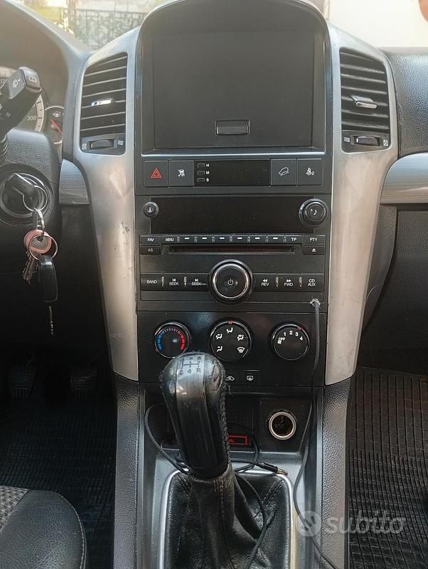 Usata Chevrolet Captiva 150 CV (110 kW) 2007 Nero SUV