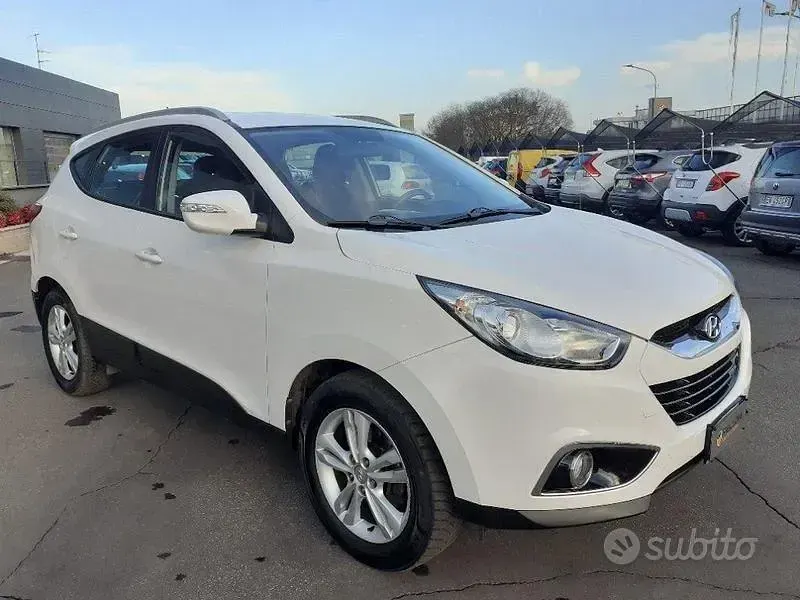 Usata Hyundai ix35 136 CV (100 kW) 2012 Bianco SUV