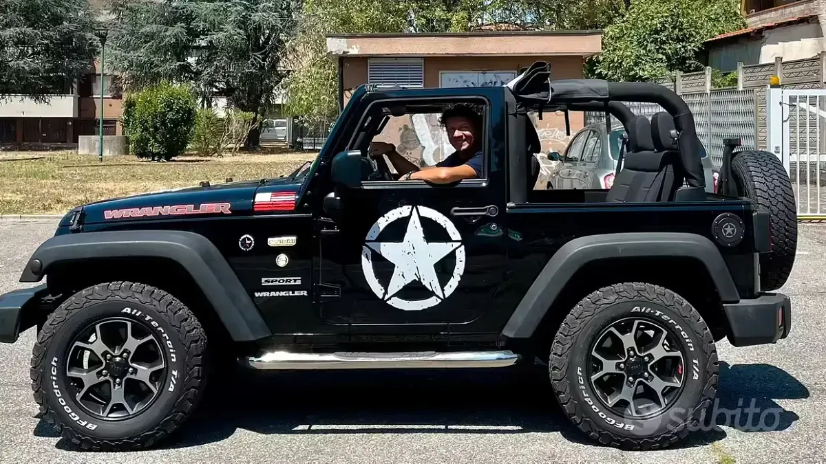 Usata Jeep Wrangler Sport 200 CV (147 kW) 2011 Nero SUV