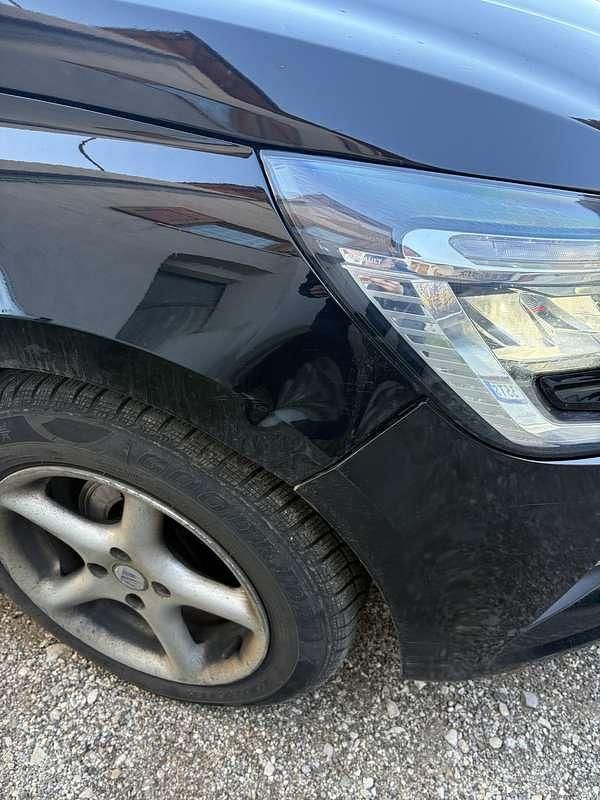 Usata Renault Clio V Business 101 CV (74 kW) 2020 Berlina