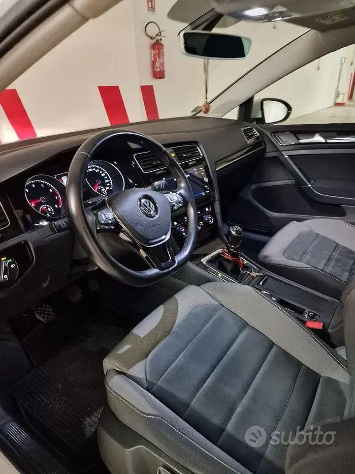 Usata VW Golf VII Executive 130 CV (95 kW) 2019 Bianco Berlina