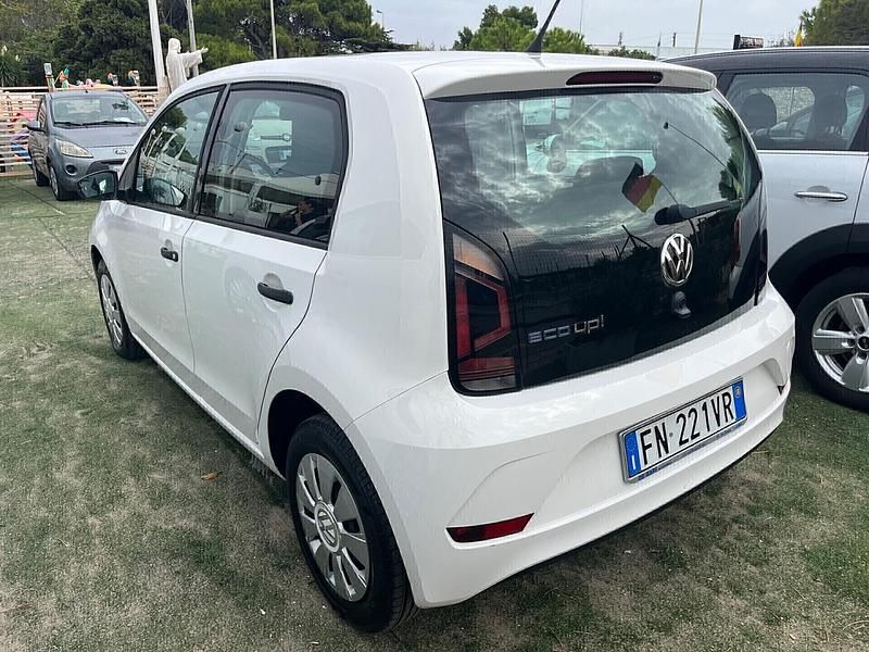 Usata VW up! 68 CV (50 kW) 2018 Bianco Utilitaria