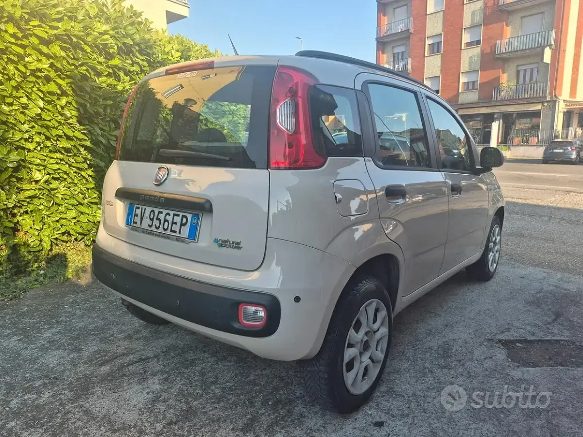 Usata Fiat Panda Easy 85 CV (62 kW) 2015 Beige Utilitaria