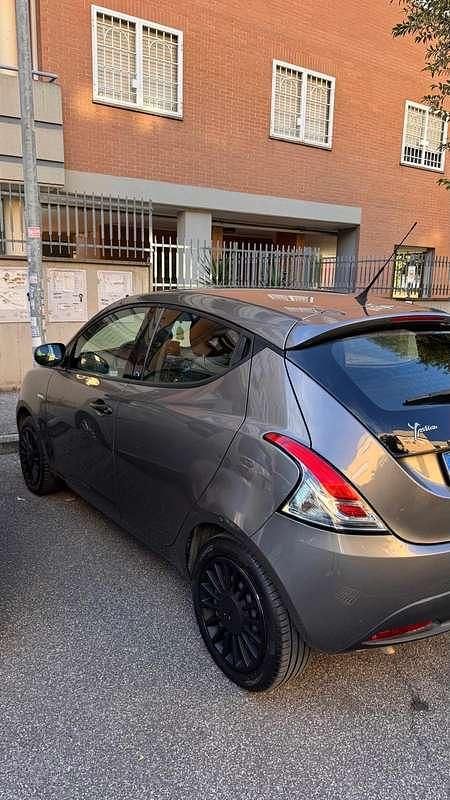 Usata Lancia Ypsilon S 69 CV (50 kW) 2018 Utilitaria