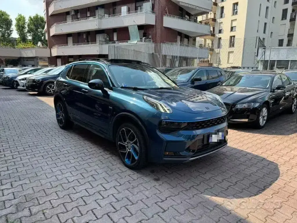 Usata Lynk & Co 01 179 CV (131 kW) 2022 Blu SUV