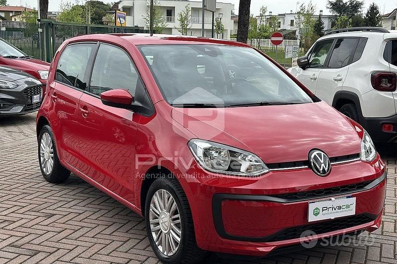 Usata VW up! move up! 68 CV (50 kW) 2021 Rosso Utilitaria