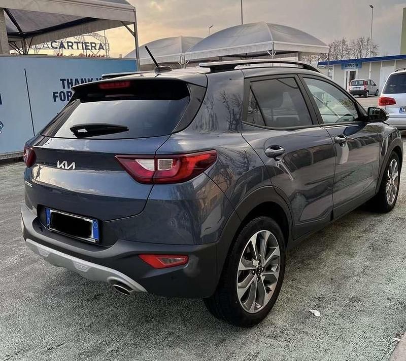 Usata Kia Stonic Style 101 CV (74 kW) 2023 SUV