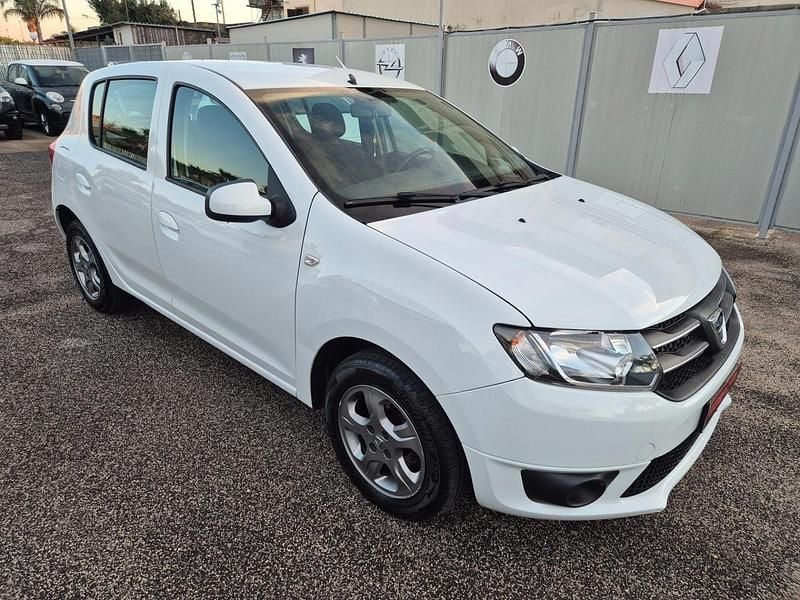 Usata Dacia Sandero 75 CV (55 kW) 2015 Bianco Berlina