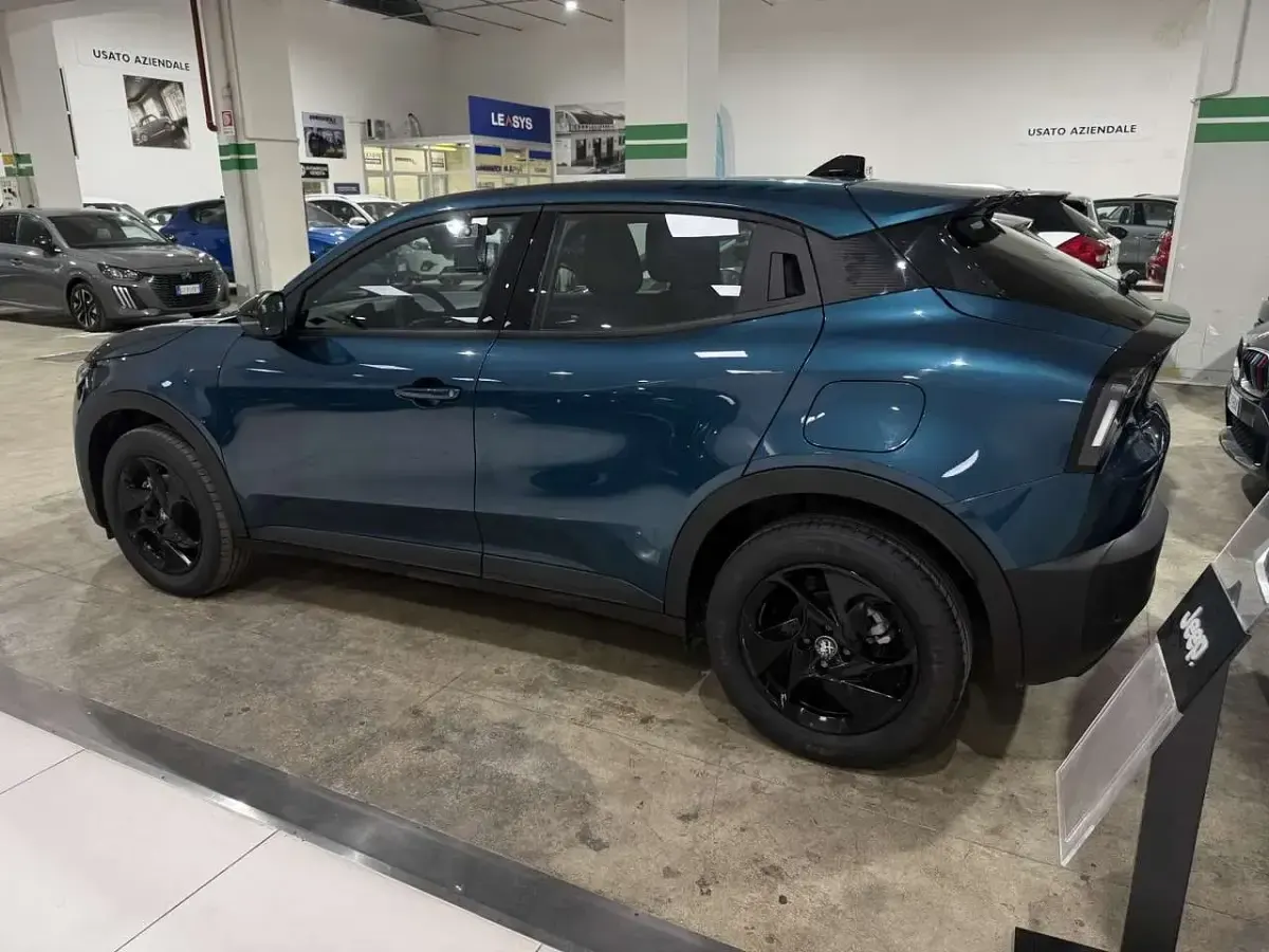 Usata Alfa Romeo GT Junior 136 CV (100 kW) 2025 Blu navigli SUV