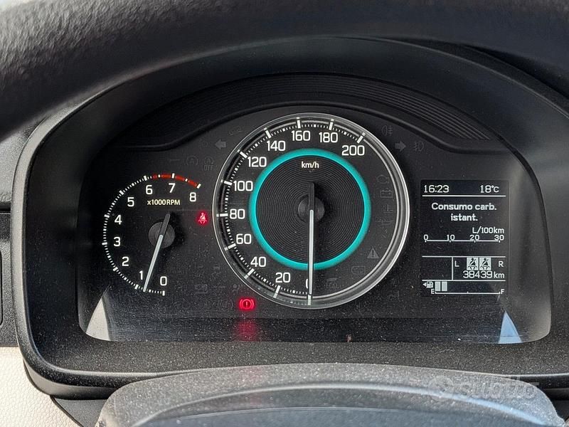 Usata Suzuki Ignis 90 CV (66 kW) 2018 Bianco SUV