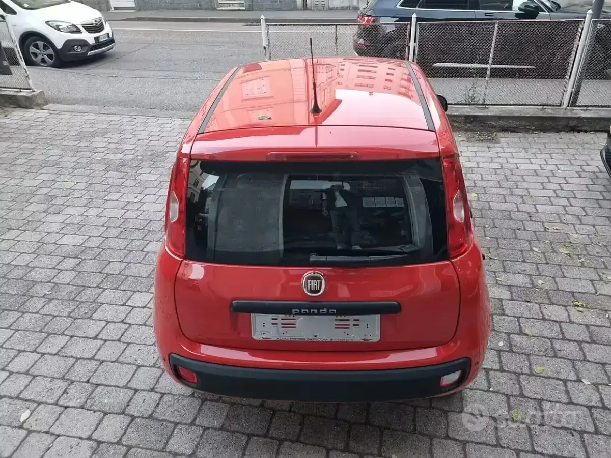 Usata Fiat Panda 69 CV (50 kW) 2017 Rosso Utilitaria